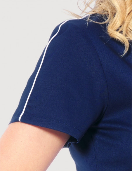 Détail épaule blouse médicale femme Vic Marine-Blanc by Belissa