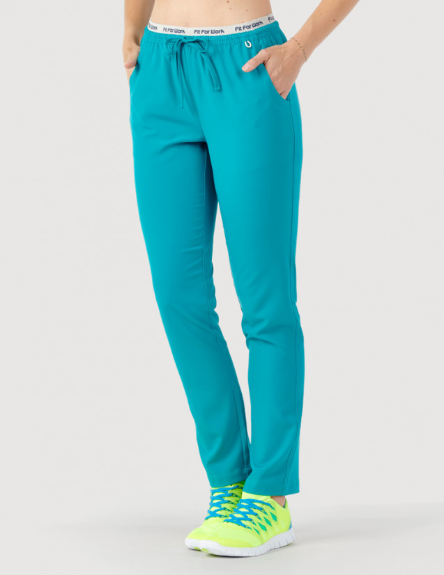 Pantalon médical femme - couleur turquoise - vue de face - Marque Fit for Work by Belissa - Collection Medical sportswear