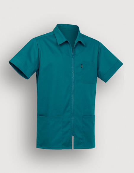 Blouse médicale bleu canard à manches courtes, col chemise, fermeture zip. Marque Belissa Medical style. Vue ghost