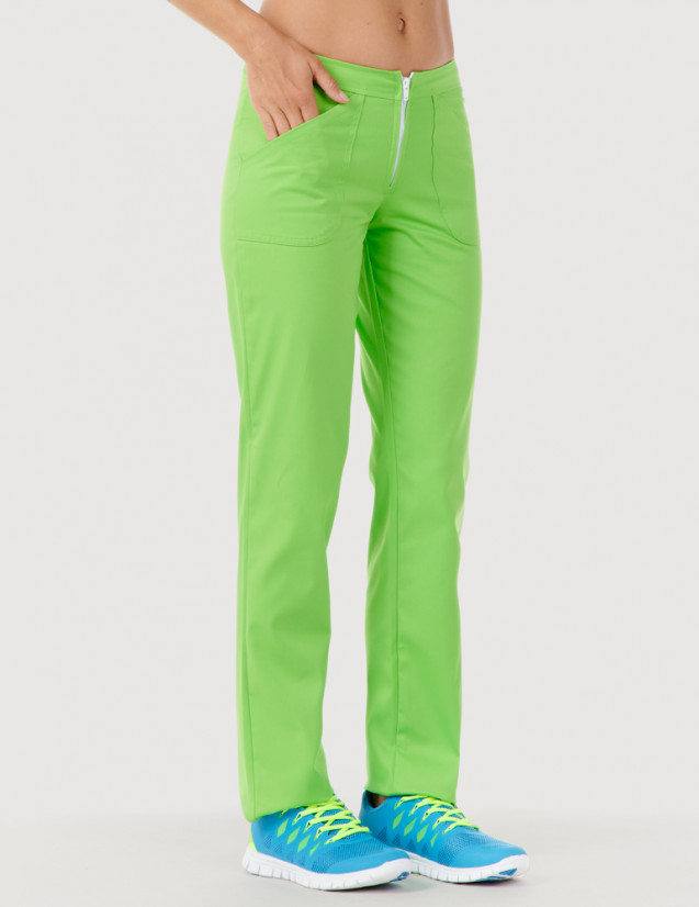 Pantalon médical femme Luna by Belissa, couleur vert pomme, vue de 3/4 face
