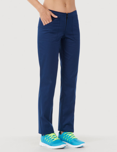 Pantalon médical femme Luna by Belissa, couleur bleu marine, vue de 3/4 face