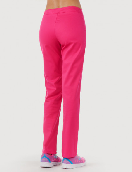 Pantalon médical femme Luna by Belissa, couleur framboise, vue de dos