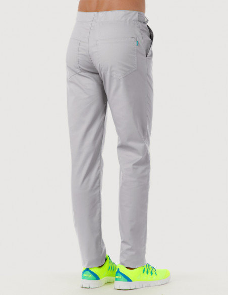 Pantalon médical homme CHINO, couleur gris, vue de dos - Marque Belissa