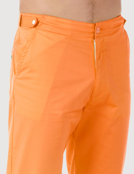 Pantalon médical homme CHINO, couleur orange, vue détail taille - Marque Belissa