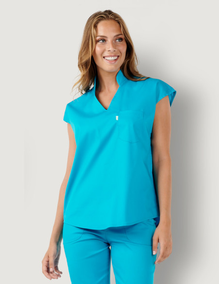 Tunique médicale femme Iris couleur bleu océan Made in France by Belissa - vue portée