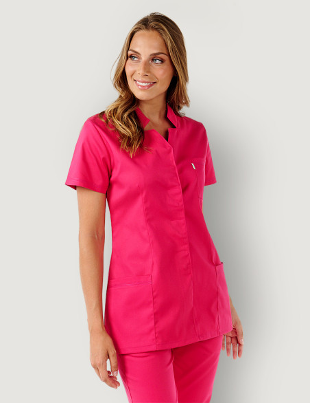 Blouse médicale Starla couleur framboise pour femme - Made in France by Belissa - vue de face
