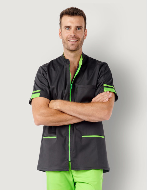 Blouse médicale homme Marley couleur ardoise-anis - Vue portée - Marque Belissa 2