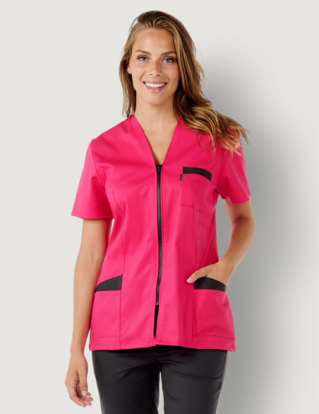 Blouse médicale femme Louise Rose Framboise-Ardoise Made in France by Belissa - Vue portée