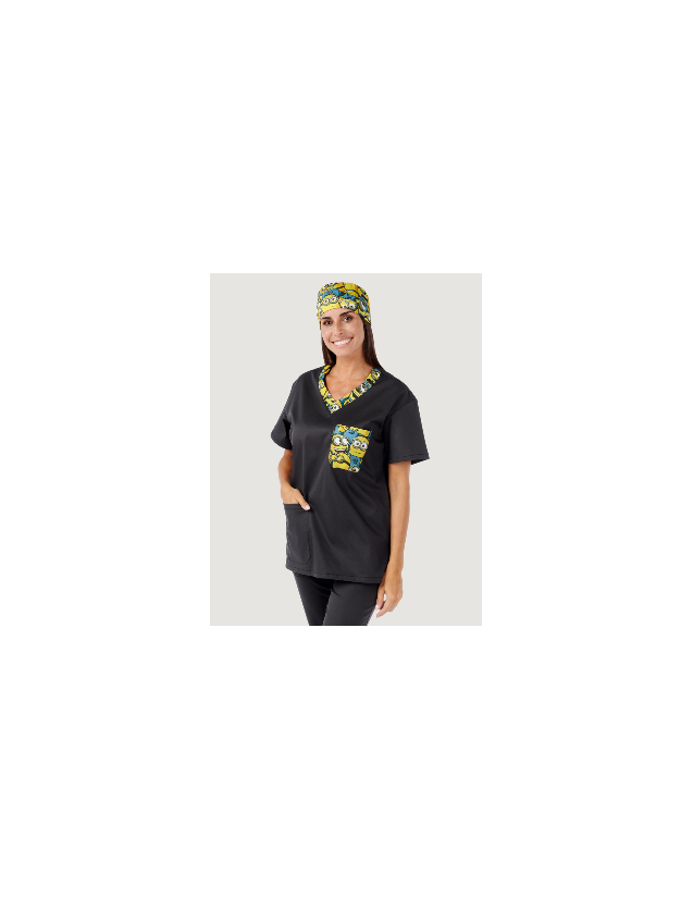 Dentiste qui porte une blouse médicale ardoise avec des empiècements motifs "mignons" Dentiste qui porte une blouse médicale ardoise avec des empiècements motifs "mignons"