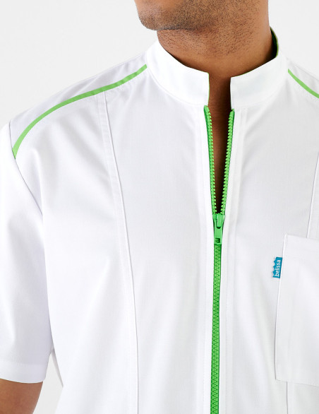 Détail blouse Anna asymétrique - Couleur blanc-pomme - Vue ghost - Marque Belissa