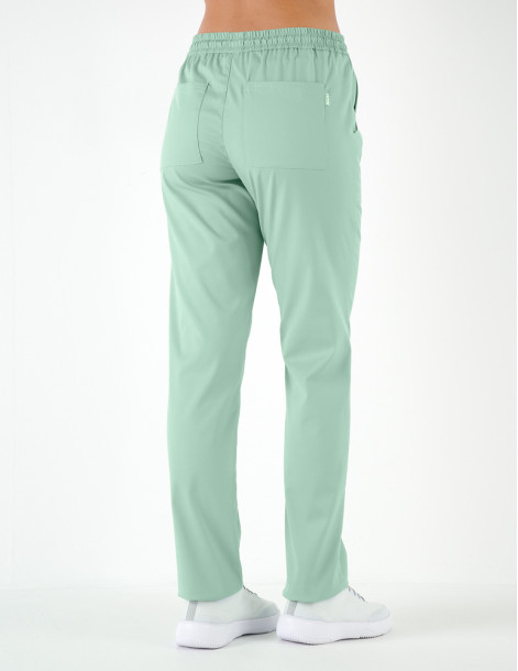 Pantalon femme India by Belissa - couleur sauge - taille élastique + cordon gris. Vue de face 2