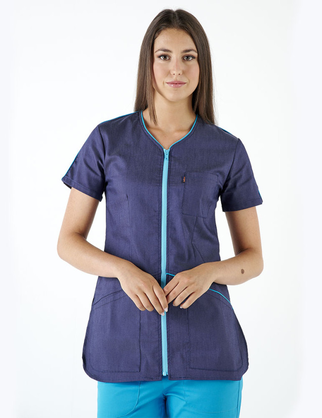 Blouse médicale femme VIC jeans. Marque Belissa. Jeans et couleur Océan avec un pantalon médical Océan