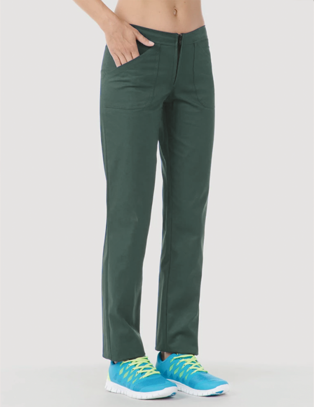 Pantalon médical femme Luna by Belissa, couleur kaki, vue de 3/4 face