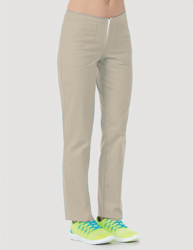 Pantalon médical femme Luna by Belissa, couleur sable, vue de 3/4 face
