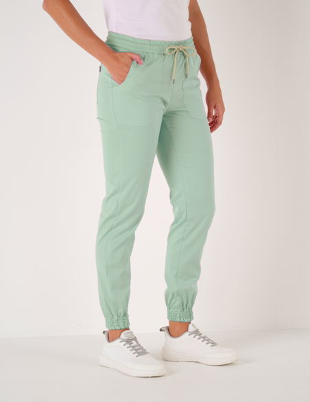 Pantalon femme Nouméa by Belissa - couleur sauge - taille élastique + cordon. Vue de face