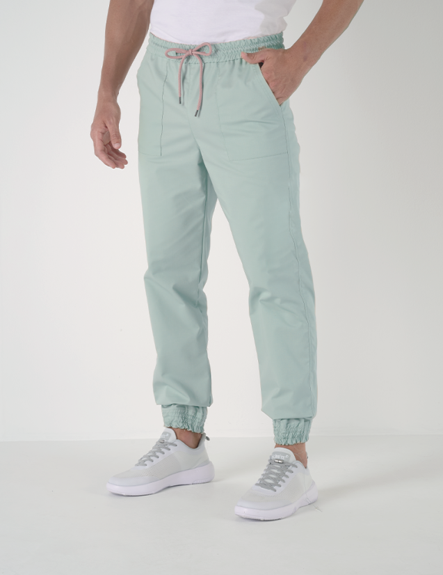 OSLO pantalon homme taille élastique avec cordon, couleur sauge - Marque Belissa - Porté vue de face