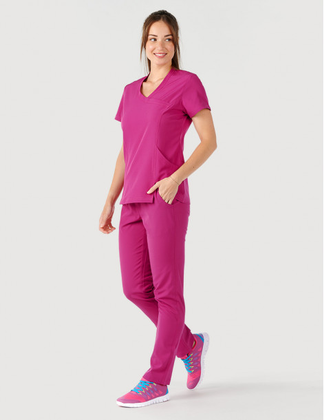 Tenue médicale femme couleur fuchsia - Medical Sportswear marque Fit for Work by Belissa 2